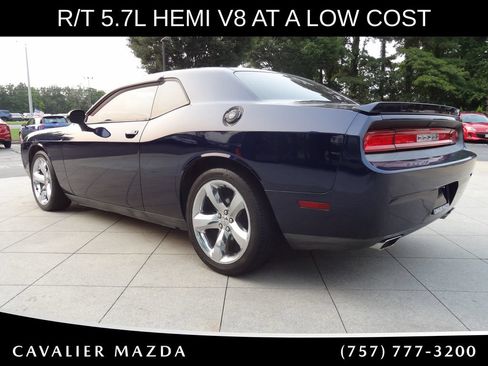 Used 2013 Dodge Challenger R/T RWD image 6