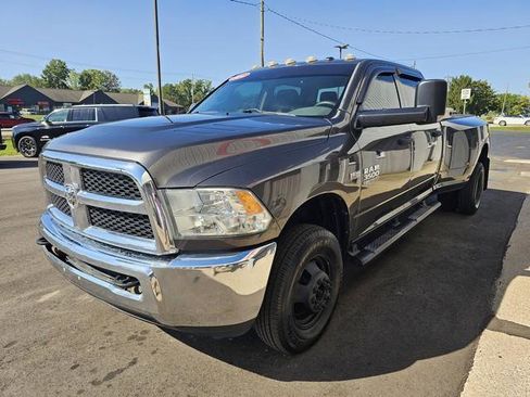 Used 2014 RAM 3500 Tradesman w/ Chrome Appearance Group image 2
