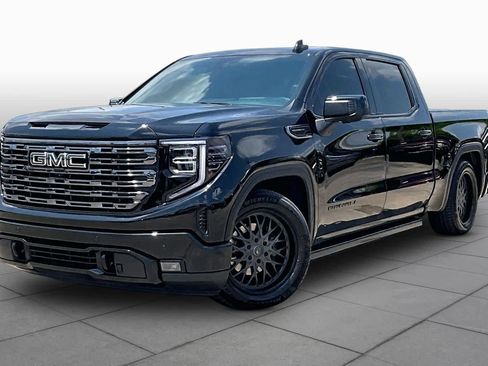 Used 2025 GMC Sierra 1500 Denali Ultimate AWD/4WD image 2