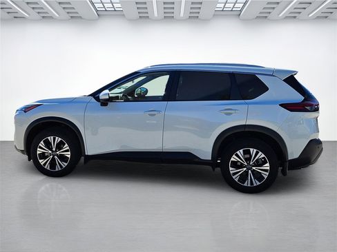 Used 2023 Nissan Rogue SV w/ SV Premium B Package image 8