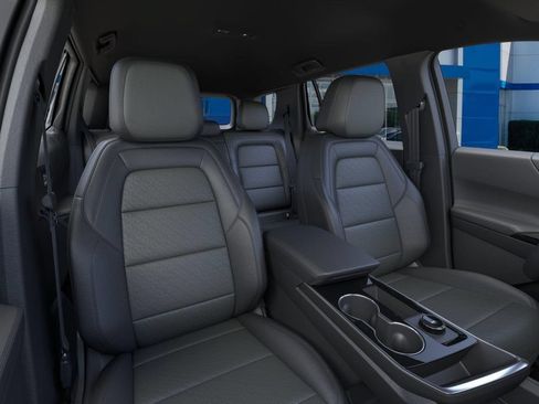 New 2027 Chevrolet Equinox LT w/ Convenience Package II FWD image 16