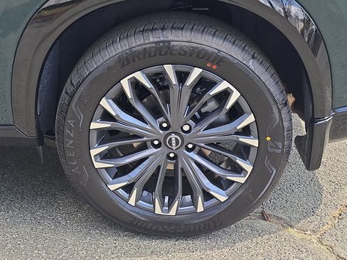 New 2026 Nissan Rogue Platinum AWD/4WD image 32
