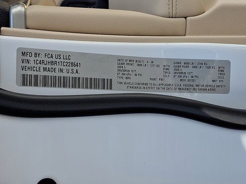 New 2026 Jeep Grand Cherokee Limited AWD/4WD image 18