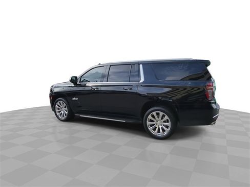 Used 2023 Chevrolet Suburban Premier w/ Texas Edition image 6