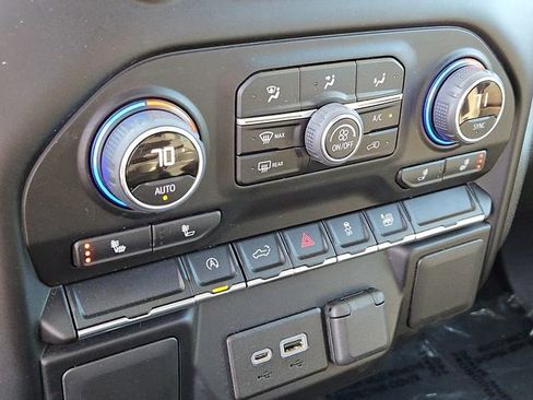 Used 2022 Chevrolet Silverado 1500 RST image 15