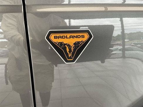 Used 2022 Ford Bronco Badlands AWD/4WD image 25