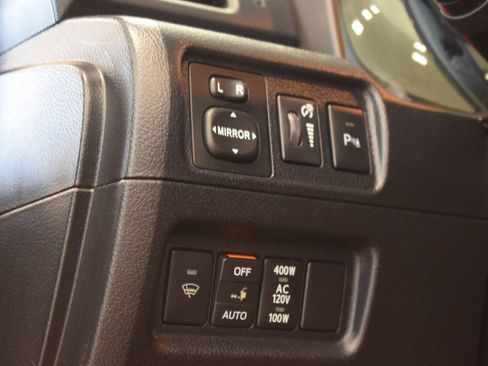 Used 2019 Toyota 4Runner 4WD image 70