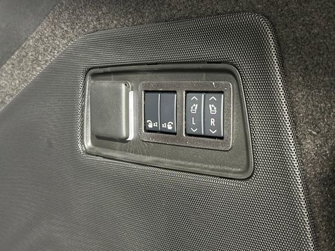 New 2026 Cadillac Escalade ESV Luxury image 47