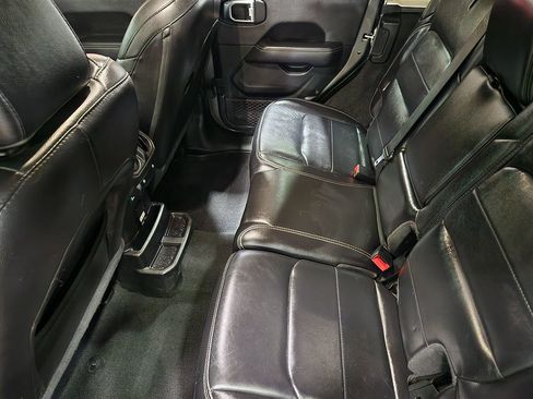 Used 2020 Jeep Wrangler Unlimited Sahara AWD/4WD image 49