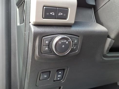 Used 2018 Ford F350 Lariat w/ Lariat Ultimate Package AWD/4WD image 25