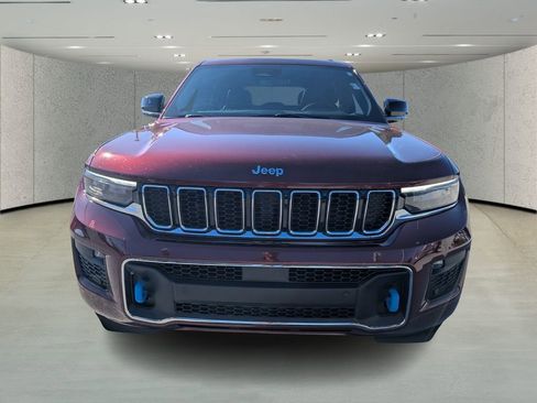 Used 2024 Jeep Grand Cherokee Overland w/ Trailer Tow Package image 8
