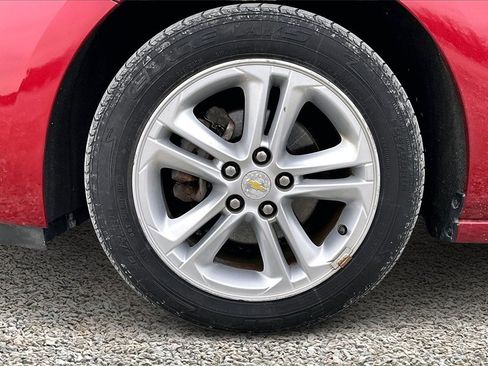 Used 2018 Chevrolet Cruze LT image 8