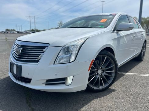 Used 2016 Cadillac XTS Platinum image 2