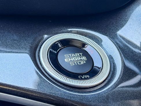 Used 2021 Jeep Grand Cherokee L Laredo w/ Luxury Tech Group I image 24