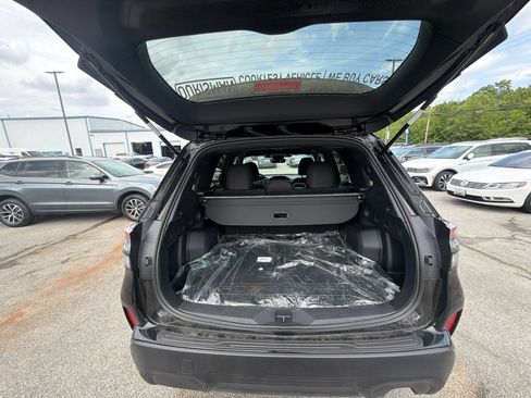 Used 2026 Subaru Forester Premium AWD/4WD image 13