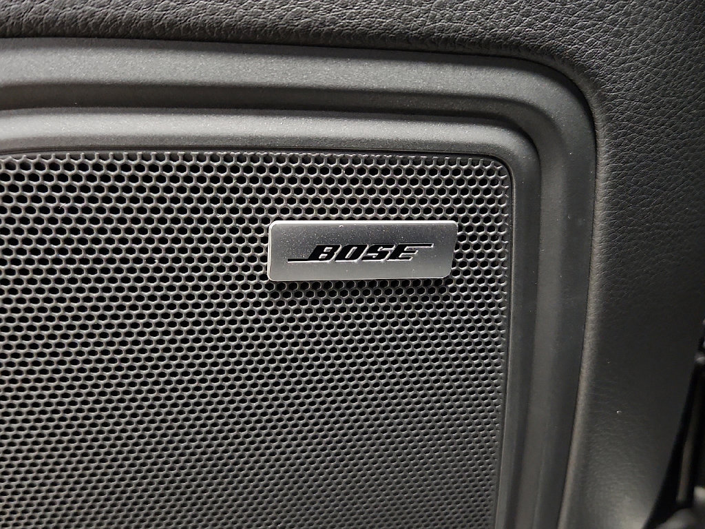 Certified 2026 Porsche Macan AWD/4WD image 24