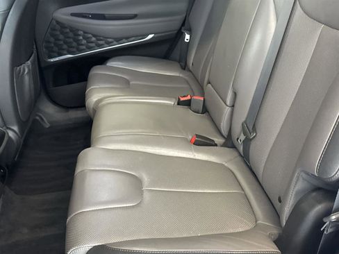 Used 2019 Hyundai Santa Fe Limited image 16