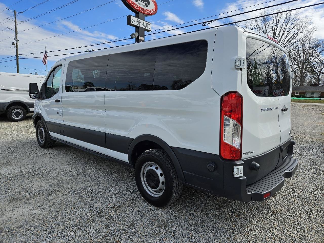 Used 2018 Ford Transit 350 XL RWD image 3
