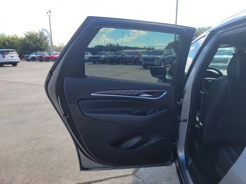 Used 2024 Buick Enclave Avenir w/ Avenir Technology Package image 33