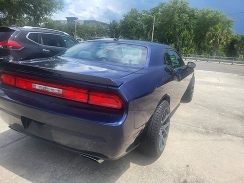 Used 2013 Dodge Challenger R/T RWD image 29