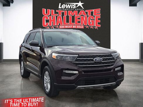 Used 2023 Ford Explorer XLT w/ Equipment Group 202A image 6