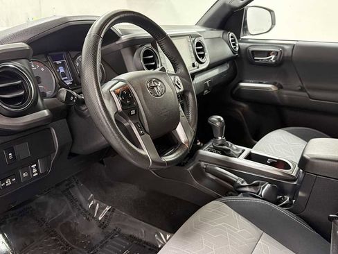 Certified 2023 Toyota Tacoma TRD Off-Road w/ Technology Package AWD/4WD image 12