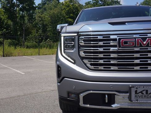 Used 2024 GMC Sierra 1500 Denali AWD/4WD image 17