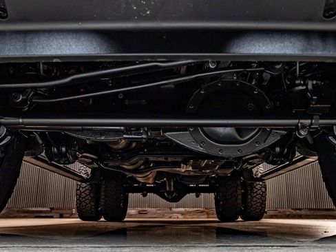 Used 2024 RAM 3500 Big Horn w/ Sport Appearance Package image 12