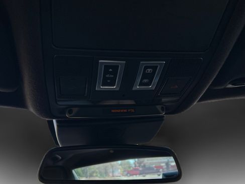 Used 2016 Jaguar XF R-Sport image 53