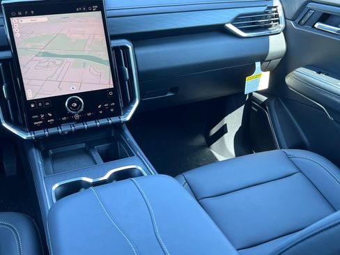 New 2026 GMC Acadia Elevation w/ Black Edition AWD/4WD image 33