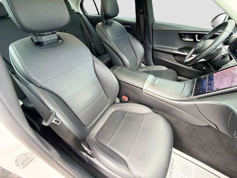 Used 2023 Mercedes-Benz C 300 Sedan image 15