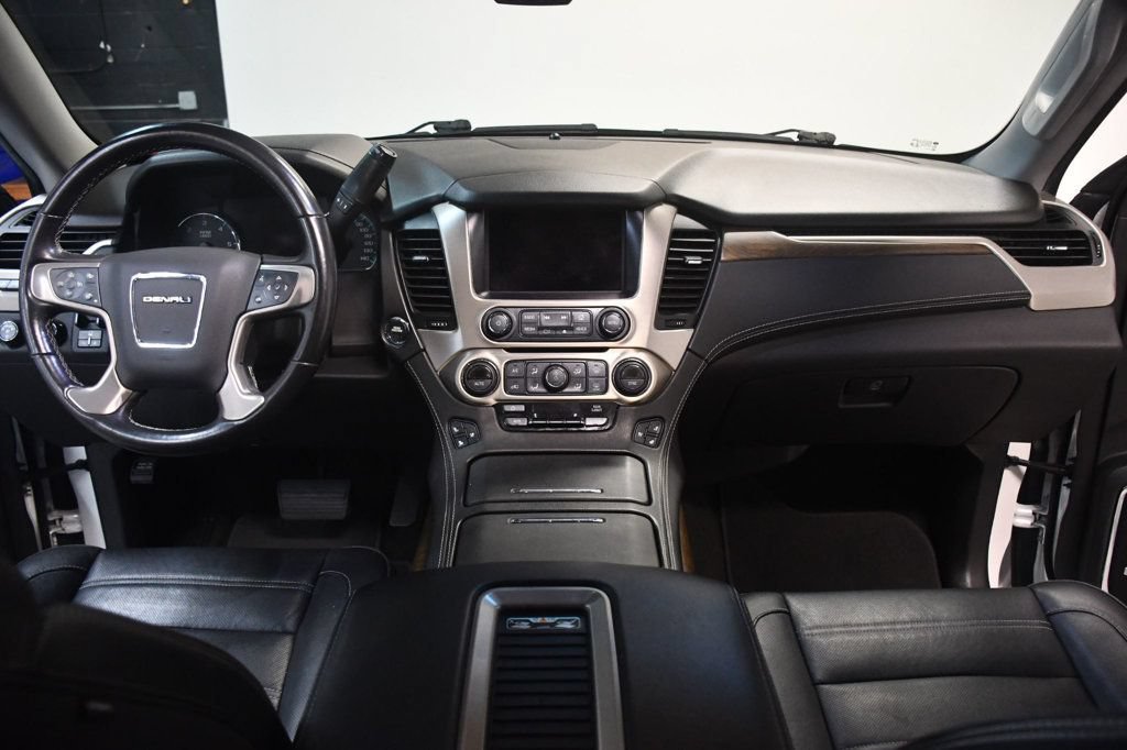 Used 2018 GMC Yukon Denali w/ Denali Ultimate Package AWD/4WD image 5