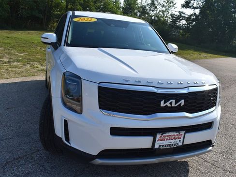 Used 2022 Kia Telluride LX image 10