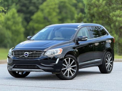 Used 2017 Volvo XC60 T6 Inscription w/ Climate Package AWD/4WD image 8