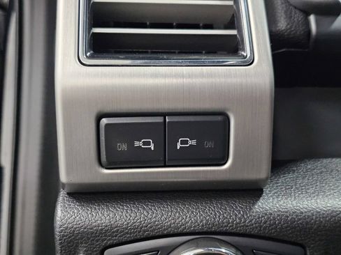 Used 2020 Ford F250 Platinum w/ FX4 Off-Road Package AWD/4WD image 36