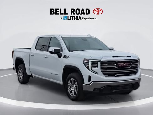 Used 2024 GMC Sierra 1500 SLT AWD/4WD image 2