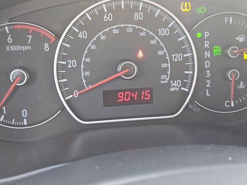 Used 2009 Suzuki SX4 AWD Hatchback image 7