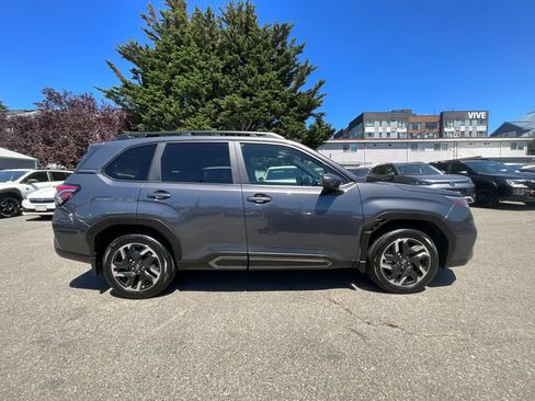 Certified 2025 Subaru Forester Limited AWD/4WD image 10