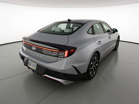 Used 2025 Hyundai Sonata SEL image 9