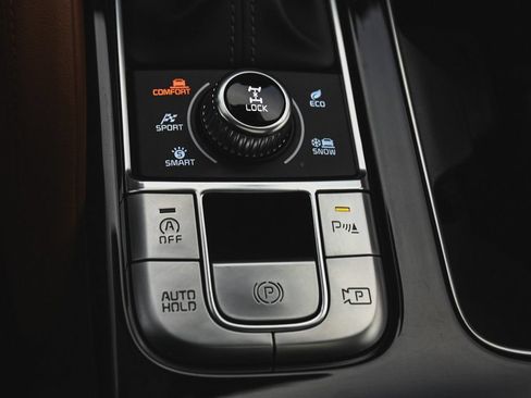 Used 2023 Kia Telluride SX Prestige X-Pro AWD/4WD image 36