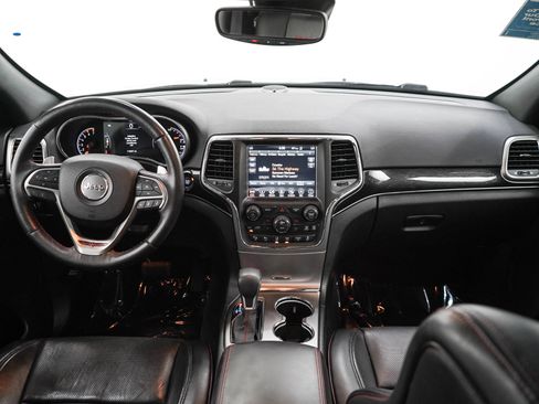 Used 2018 Jeep Grand Cherokee Trailhawk w/ Trailhawk Luxury Group AWD/4WD image 13