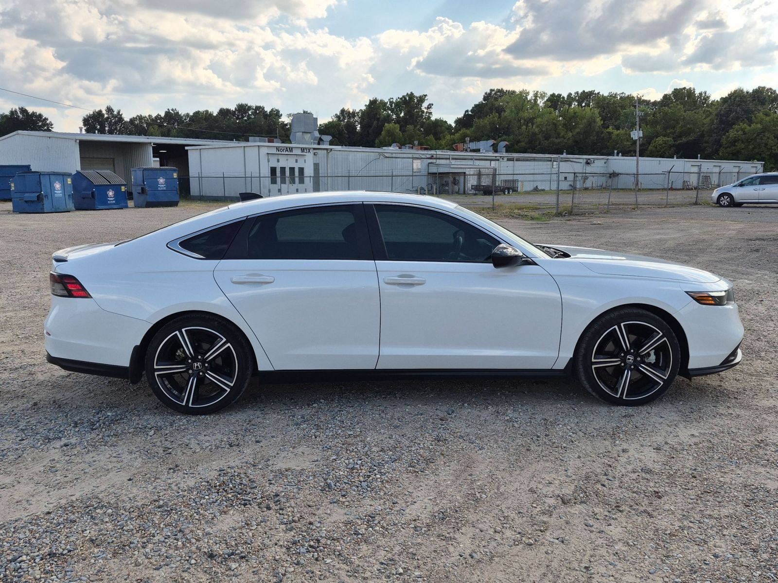 Used 2024 Honda Accord Sport image 7