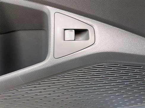 New 2025 Volkswagen Jetta Sport image 13