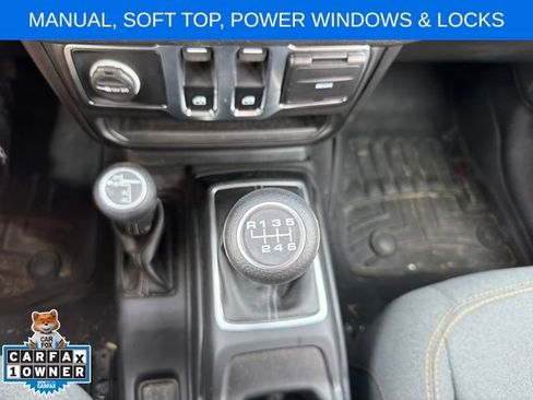 Used 2025 Jeep Wrangler Sport AWD/4WD image 13