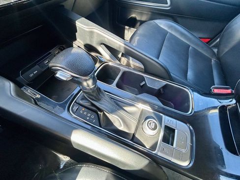 Used 2020 Kia Telluride LX FWD image 24