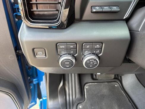 Used 2022 GMC Sierra 1500 AT4X AWD/4WD image 25