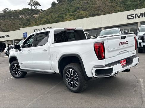 New 2026 GMC Sierra 1500 AT4 w/ AT4 Premium Package AWD/4WD image 3