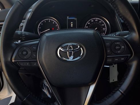 Certified 2023 Toyota Camry SE image 13