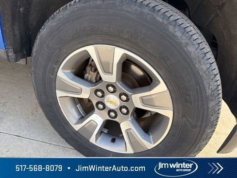 Used 2018 Chevrolet Colorado Z71 AWD/4WD image 3