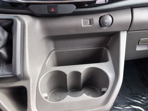 Used 2023 Ford Transit 350 XLT image 12